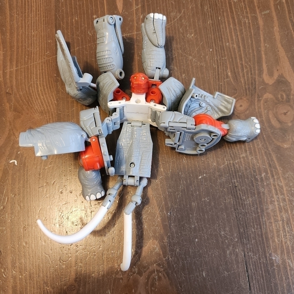 Vtg 1996 Transformers Beast Wars Ironhide Santon Action Figure Hasbro